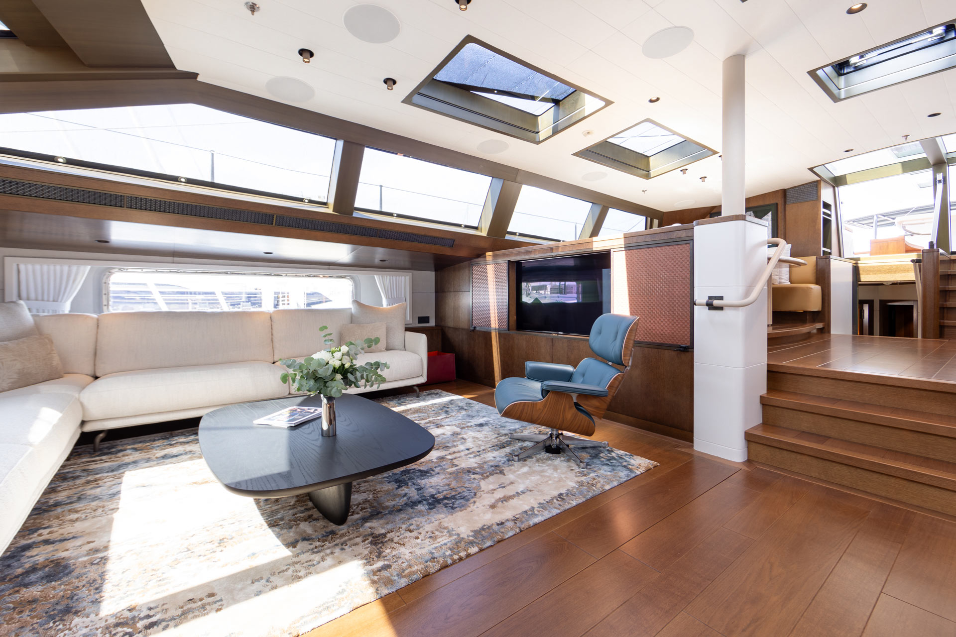 Ravenger | Design Unlimited 2 2 |Design Unlimited