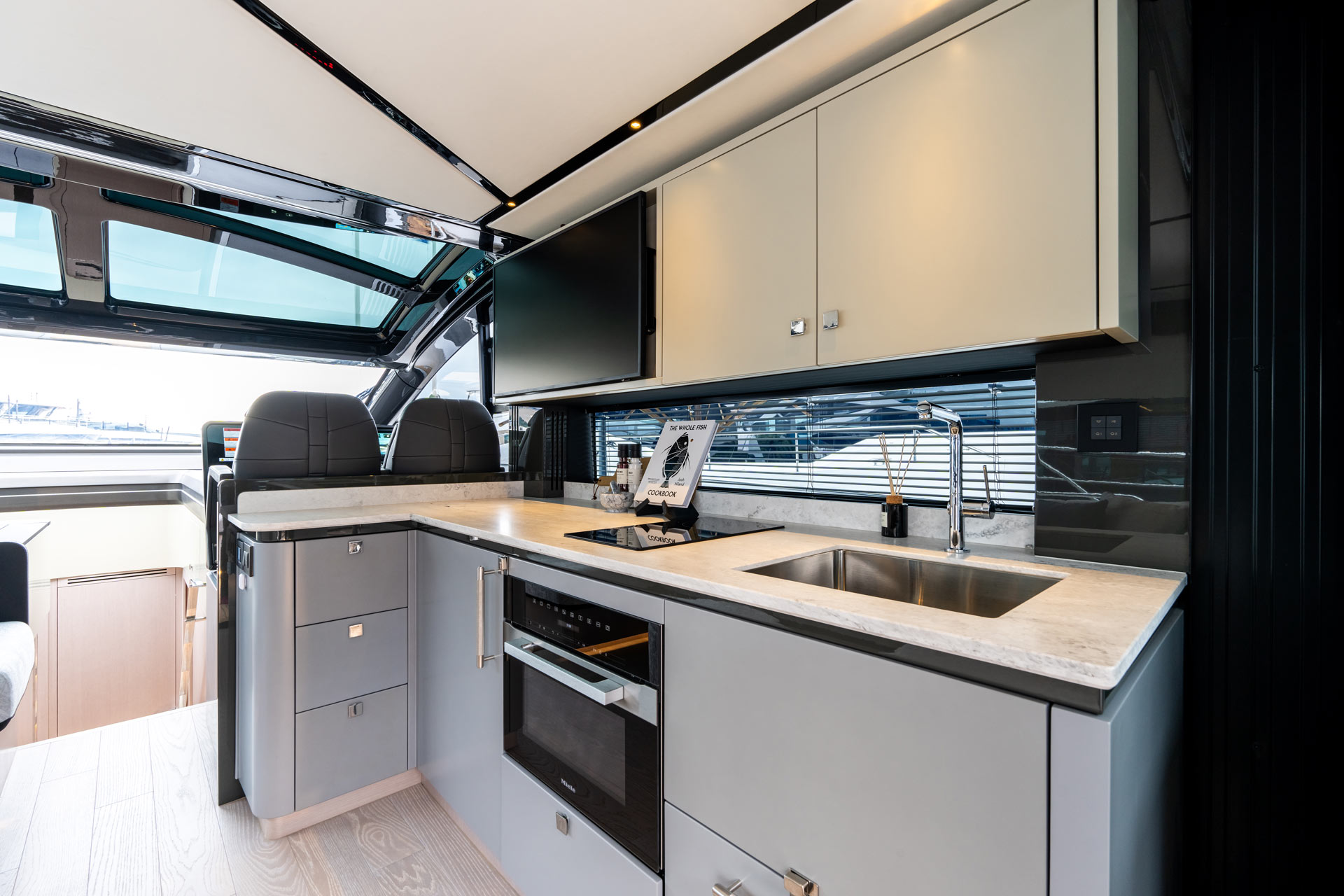 Predator 55 | Design Unlimited 2 7 |Design Unlimited