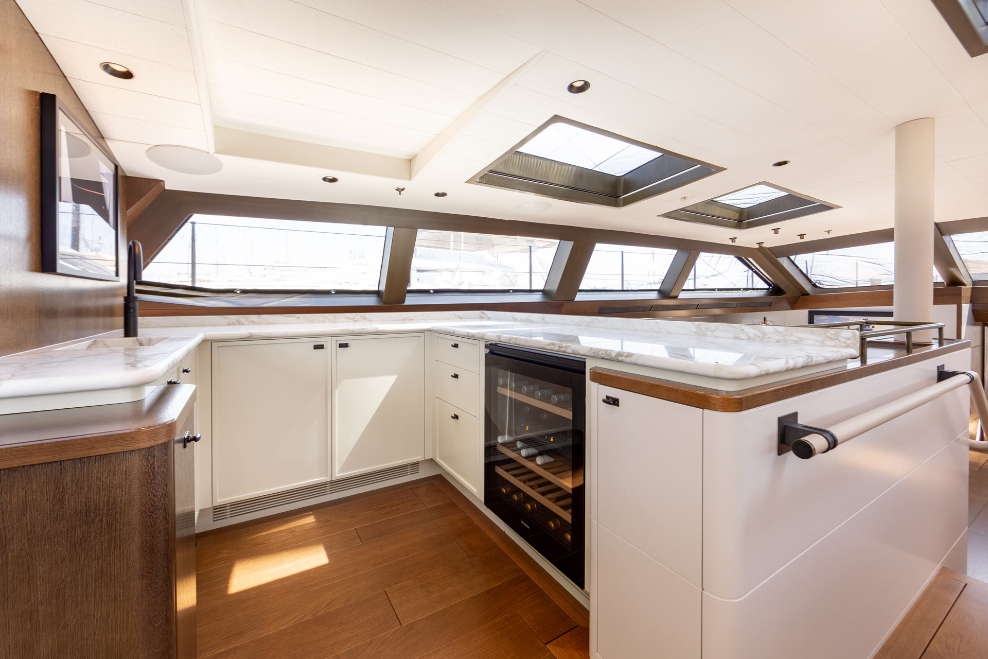 Ravenger | Design Unlimited 4 2 |Design Unlimited