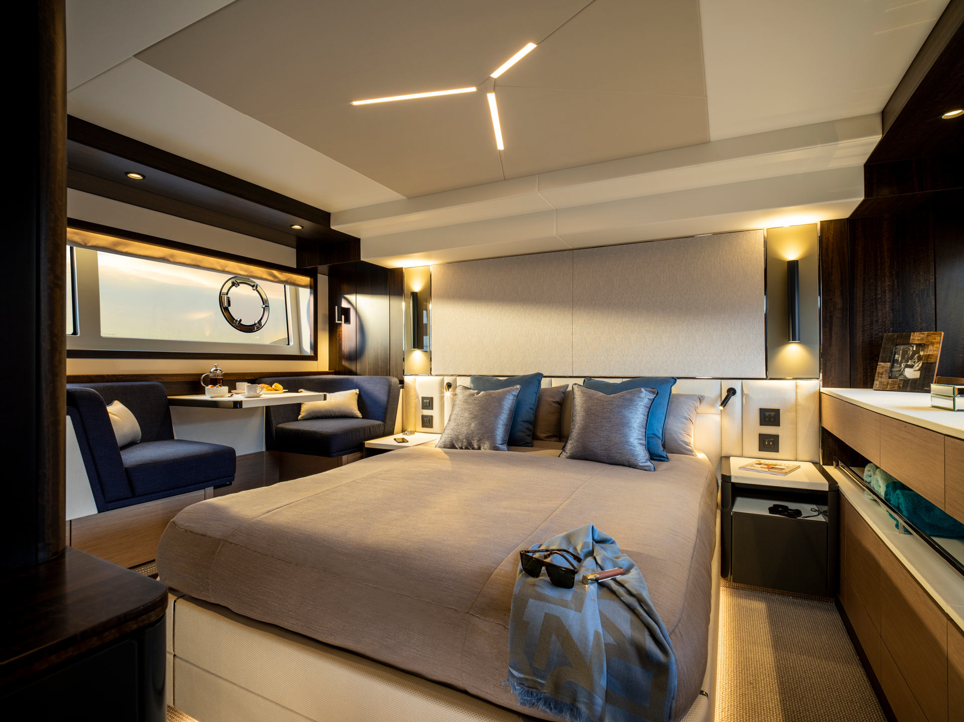 Manhattan 55 | Design Unlimited 4 5 |Design Unlimited
