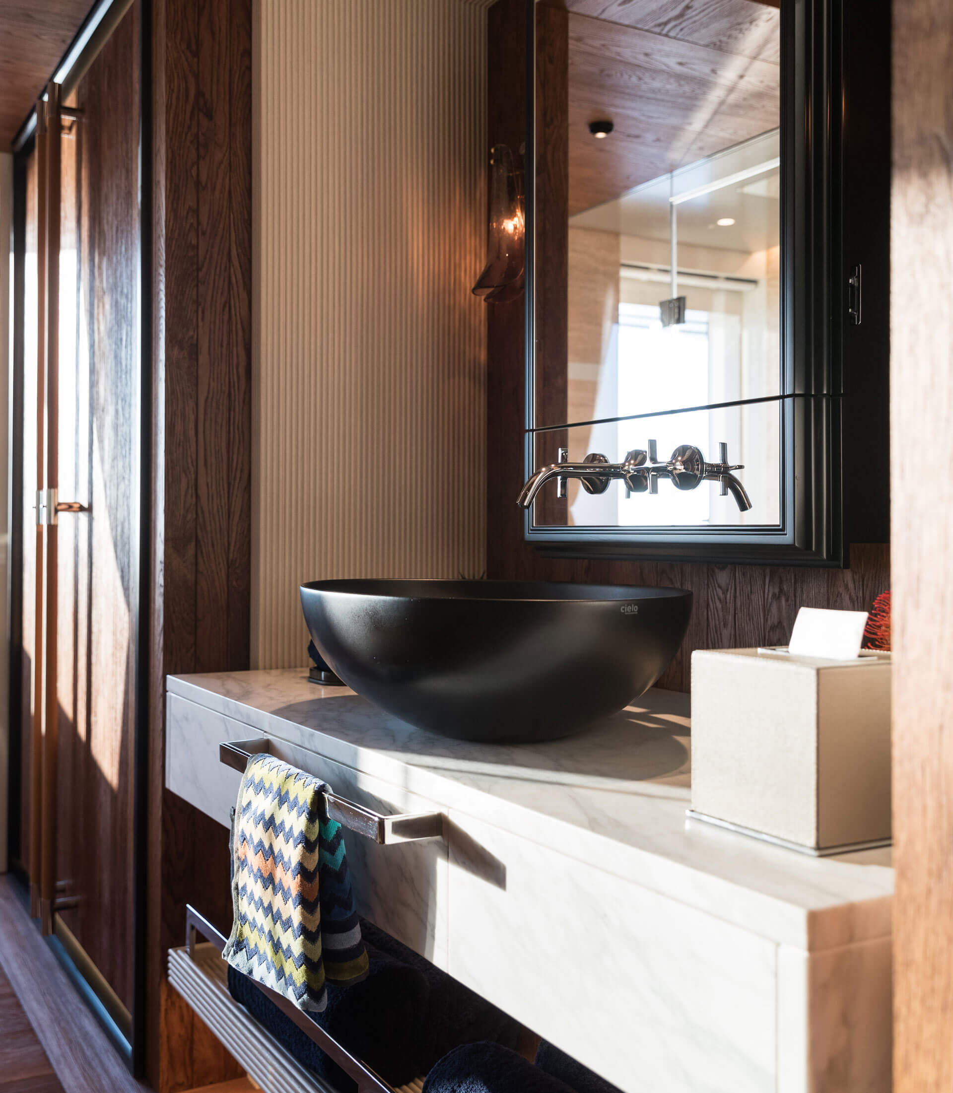 King Benji | Design Unlimited 5 10 |Design Unlimited