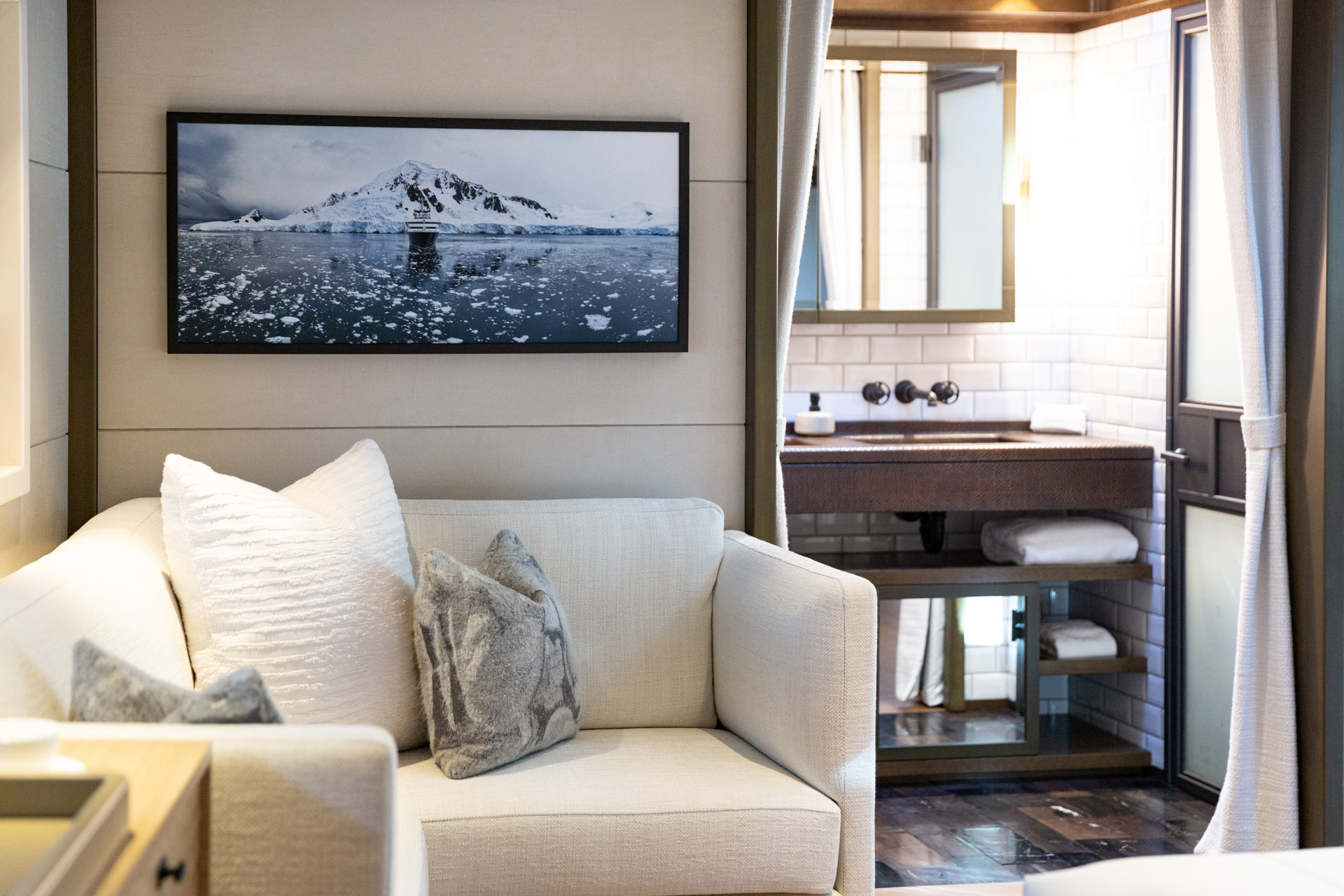 Ravenger | Design Unlimited 7 |Design Unlimited