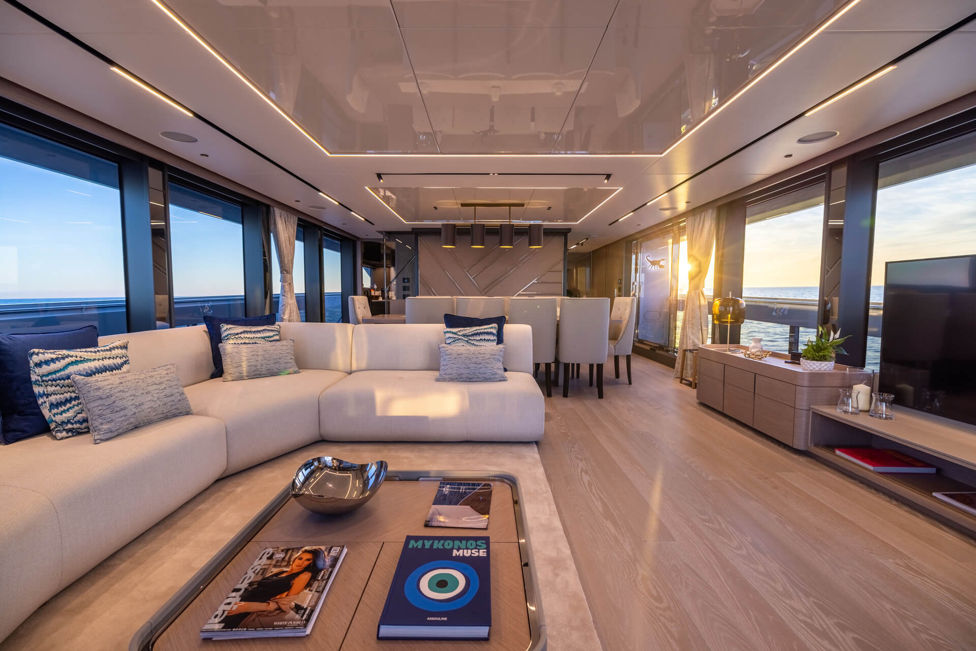100 Yacht | Design Unlimited 1 |Design Unlimited