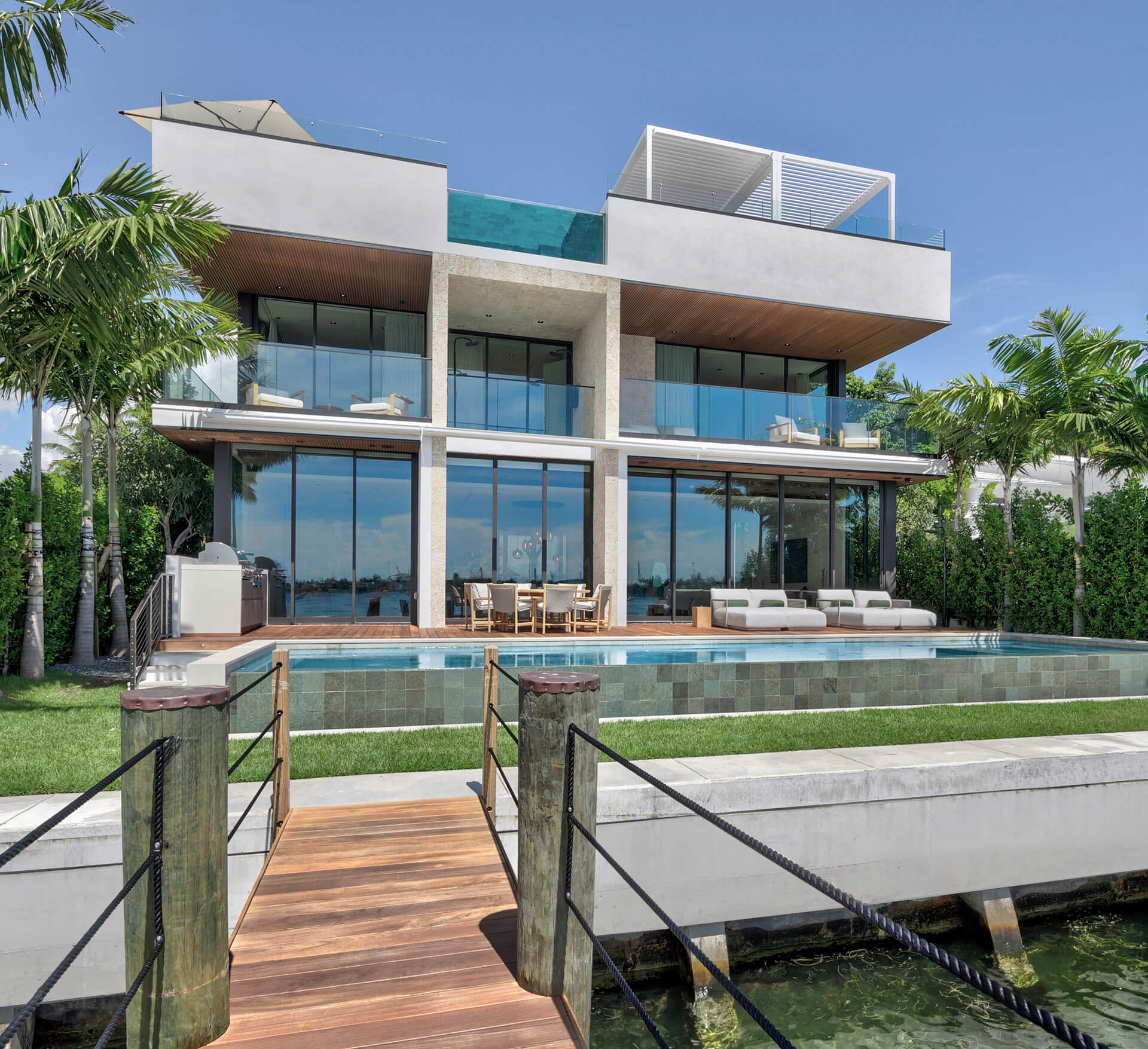 Venetian Islands House | Design Unlimited Venetian-Islands-House---Front-Cover